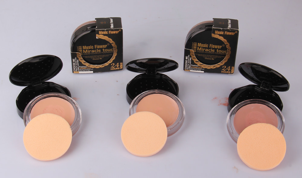 MUSIC FLOWER LIQUID ILLUSION FOUNDATION M1080